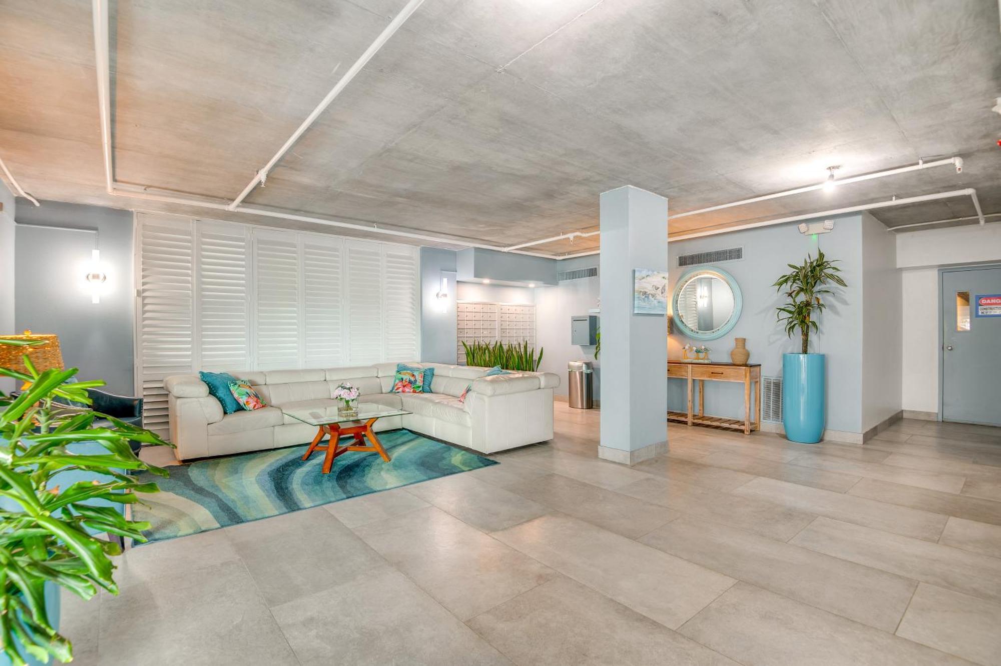 Walk To Shore Satellite Beach Condo With Ocean View Buitenkant foto
